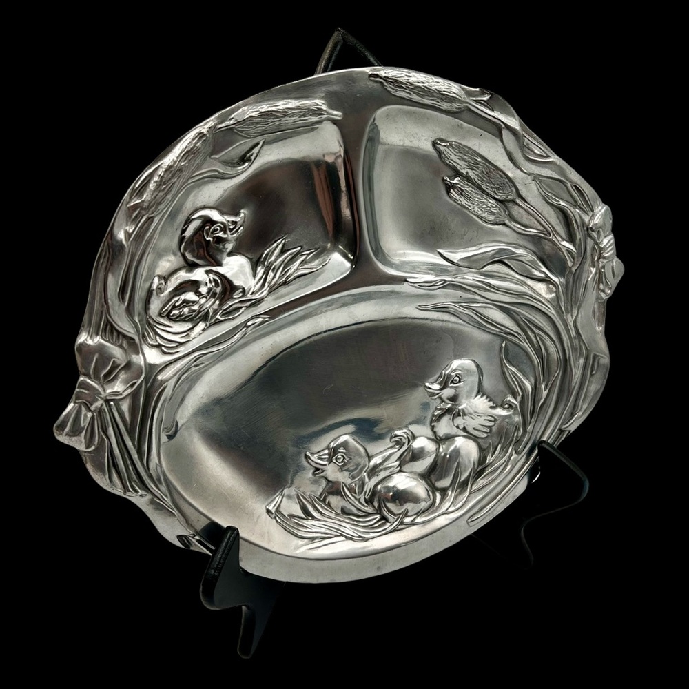 Arthur Court Ducklings Divided Baby Plate 1998 Aluminum Child Feeding Dish 8”